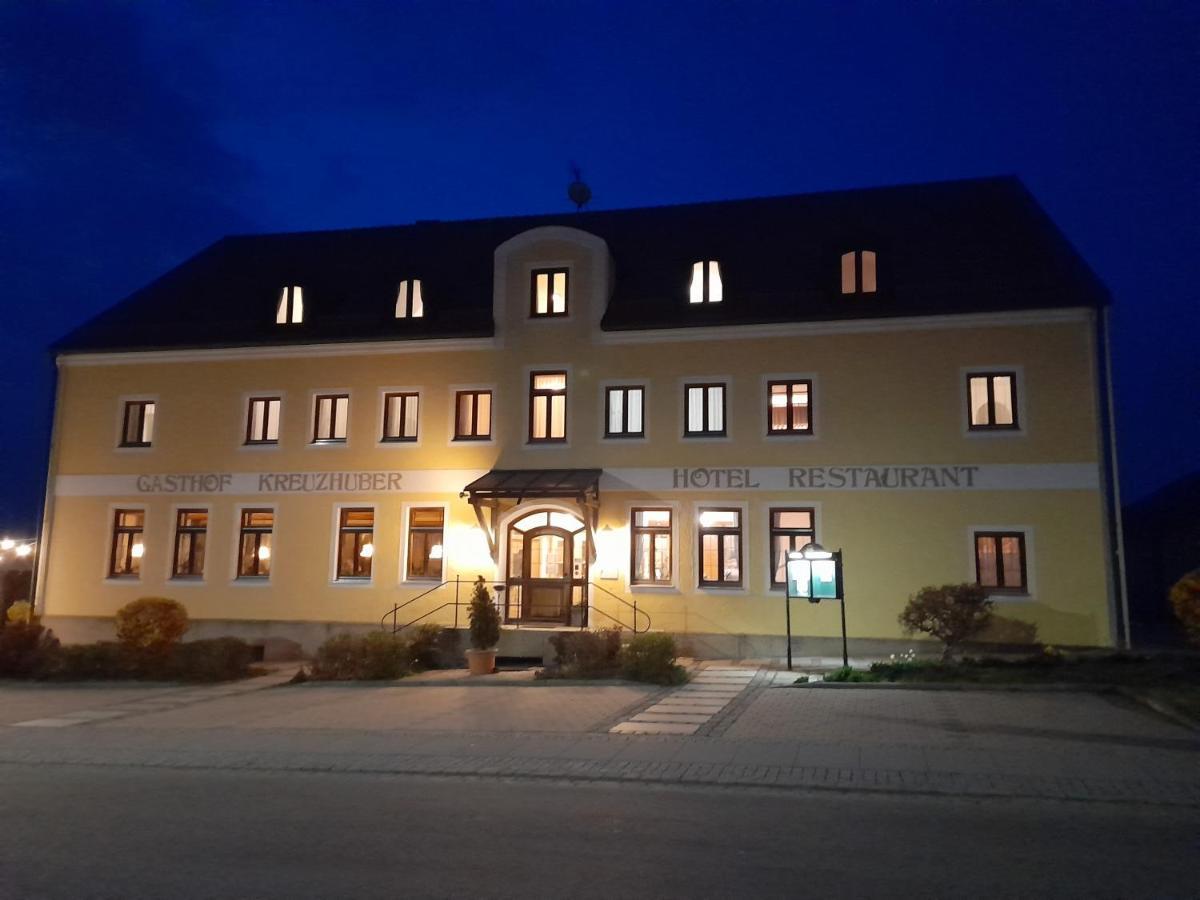 Hotel-Restaurant Kreuzhuber Neuburg am Inn Bagian luar foto